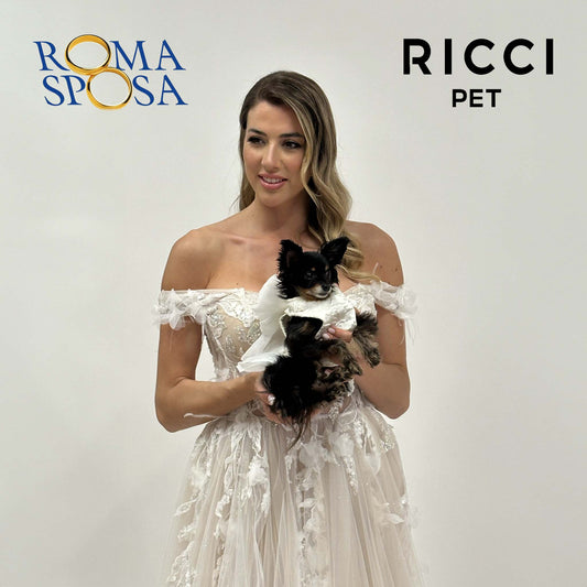 abito da sposa con cane vestito da sposa in braccio